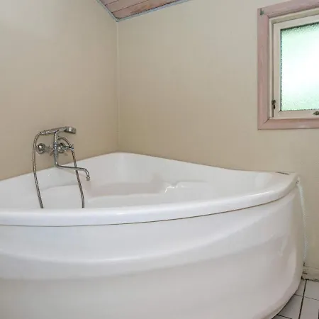 Casa vacanze Four-bedroom Holiday In Toftlund 10